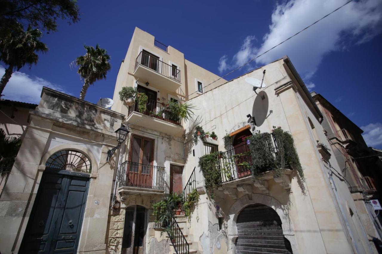 Apt Ines By Dimore In Sicily Сиракуза Екстериор снимка